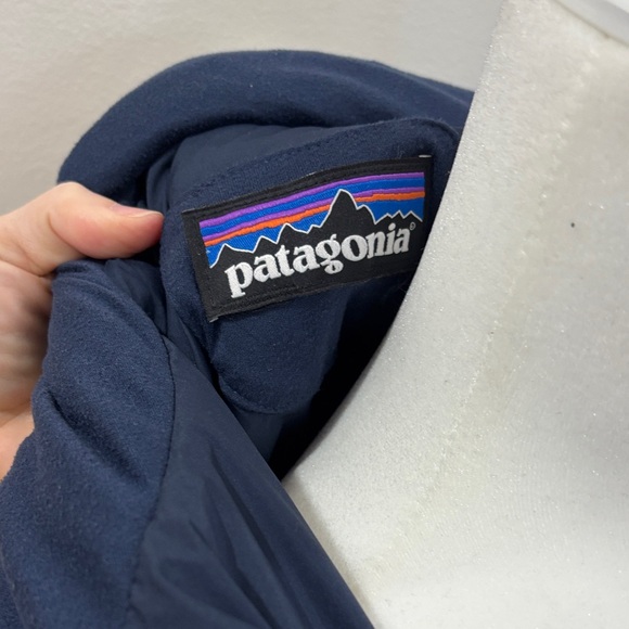 Patagonia Women's Dark Blue Long Puffer Coat - Picture 3 of 3